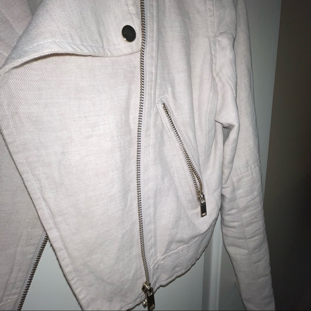 H&M | Beige Cropped Jacket